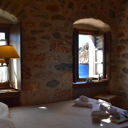 Pyrgoi Theodorakaki: O Gerolimenas Hotel Quarto foto