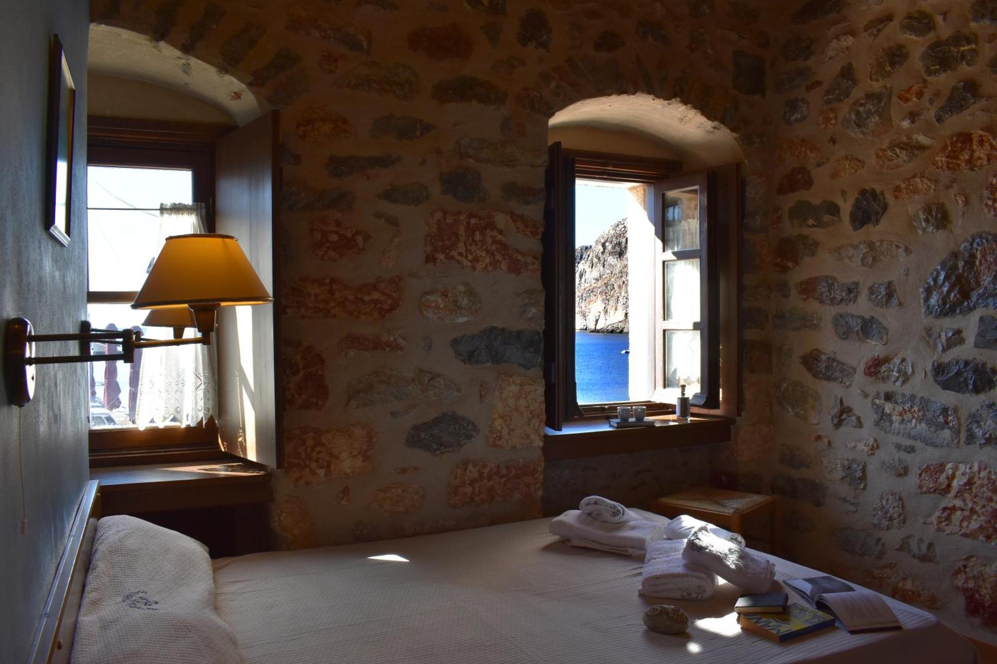 Pyrgoi Theodorakaki: O Gerolimenas Hotel Quarto foto